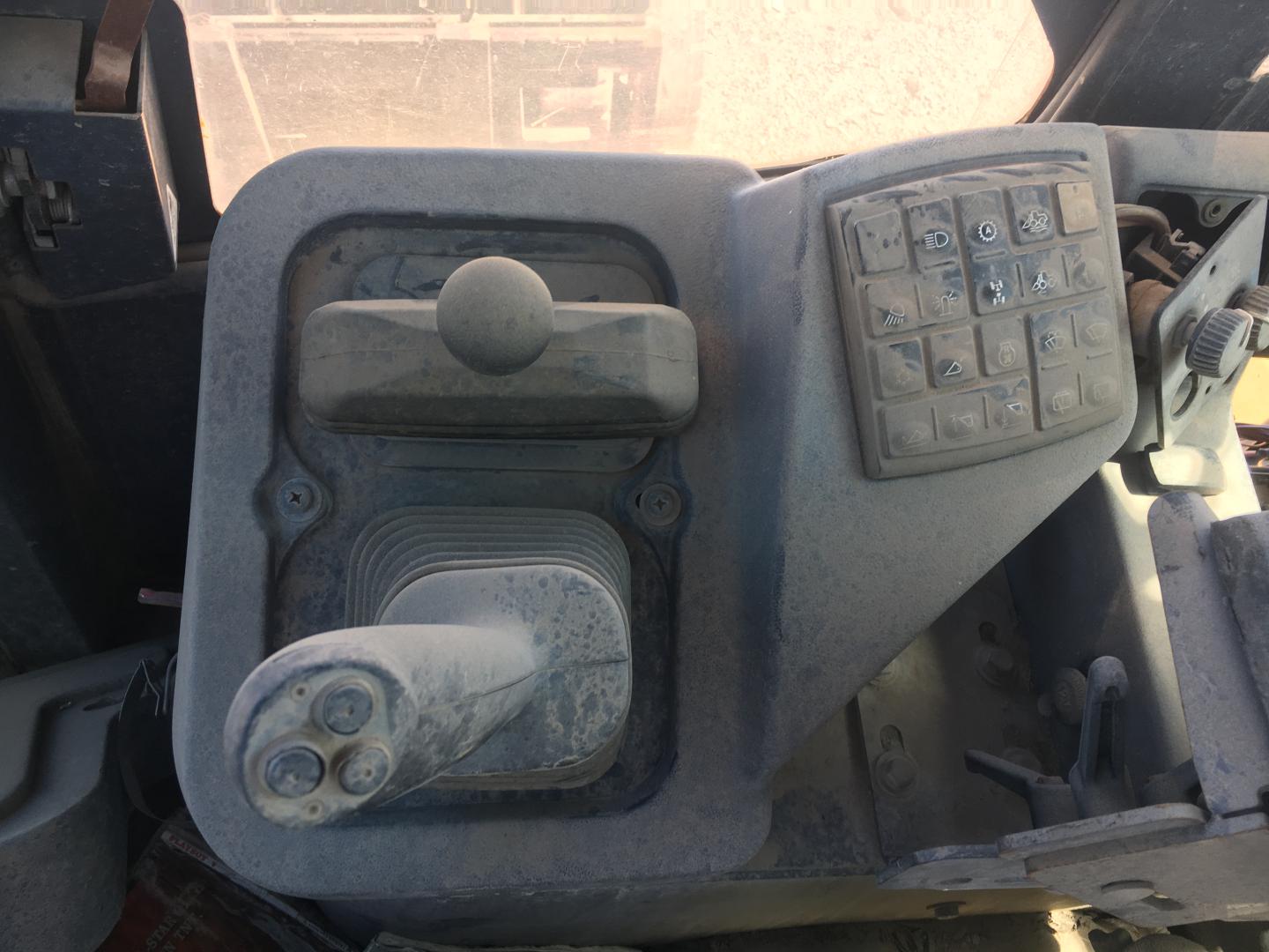 ./imagenes/INVOICE/2019/15546/CARGADOR FRONTAL JOHN DEERE644J PARA PARTES (39).JPG